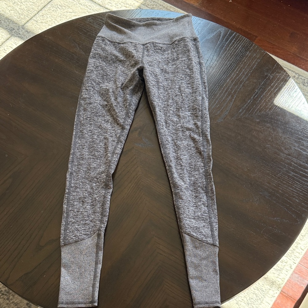 ALO Yoga Gray Leggings, barley worn, size S